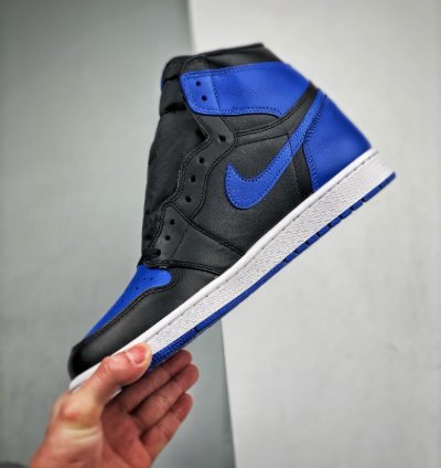 Air Jordan 1 Retro Royal 2017
