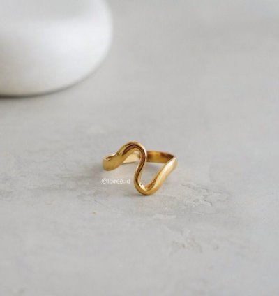 Caleb Irregular Curve Ring - Gold Plated