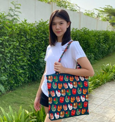 Igor Chicken Piggy Bank Canvas Tote Bag
