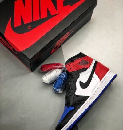 Air Jordan 1 Retro Top 3