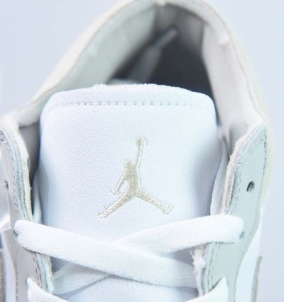 Air Jordan 1 Low Se Craft Inside Out Tech Grey