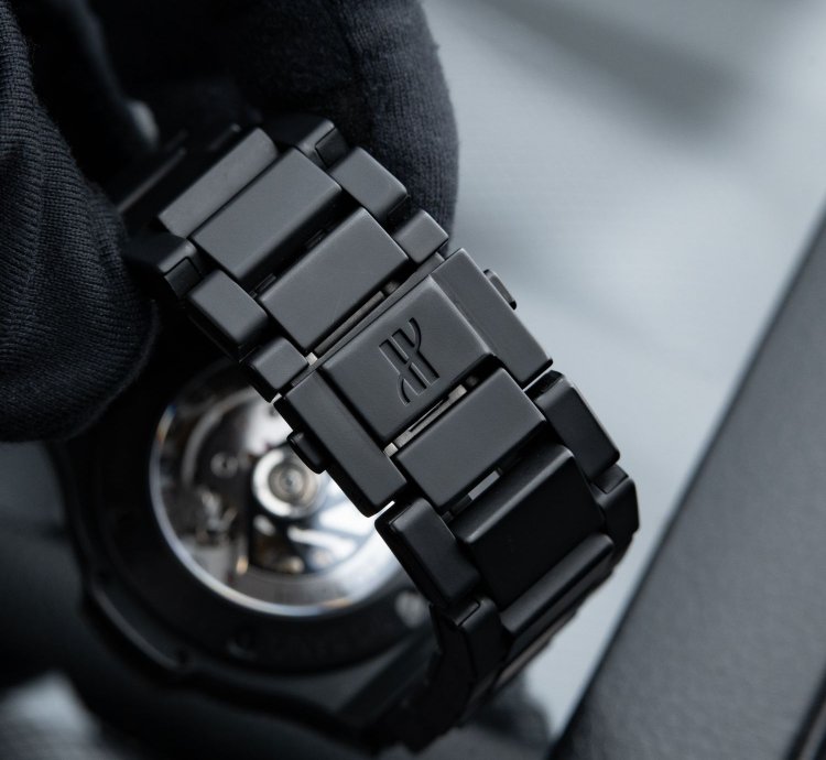 Hublot Big Bang Aero Bang Limited Edition Black Ceramic Skeleton Chronograph 44mm