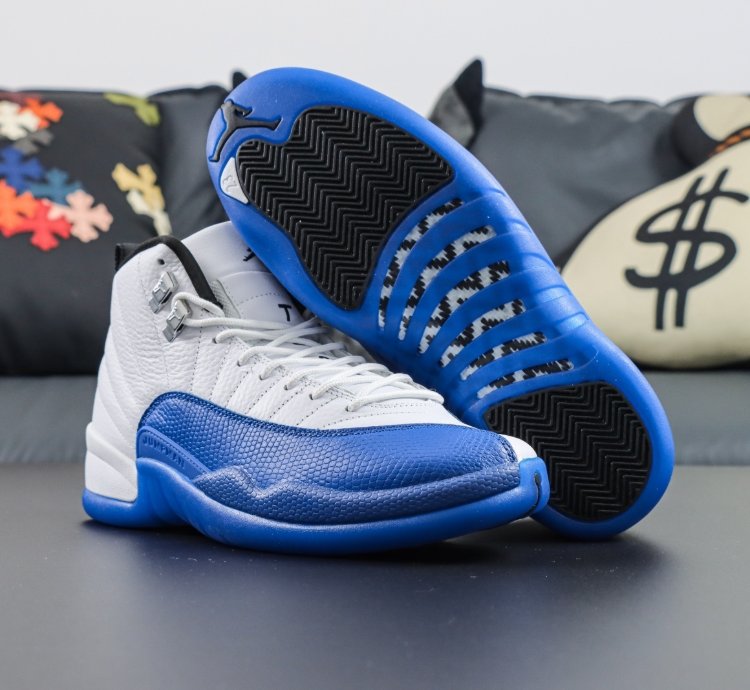 Air Jordan 12 Retro Blueberry