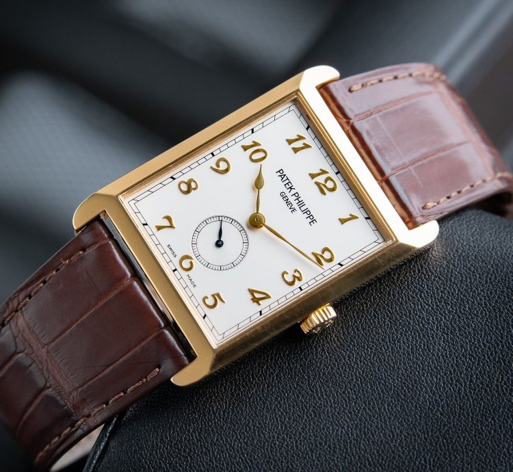 Patek Philippe Gondolo 5109j Yellow Gold Silver Ivory Dial Leather Set 30mm