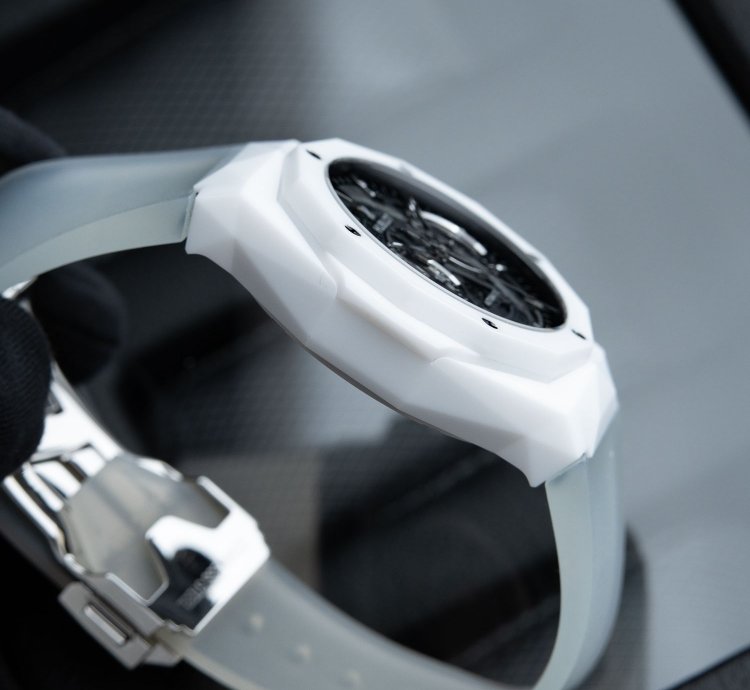 Hublot Classic Fusion Aerofusion Orlinski Le White Ceramic Chronograph 45mm
