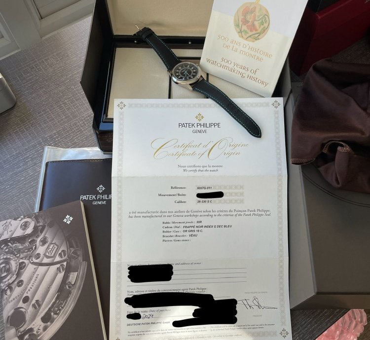 Patek Philippe Calatrava 6007g White Gold Black Blue Dial 40mm