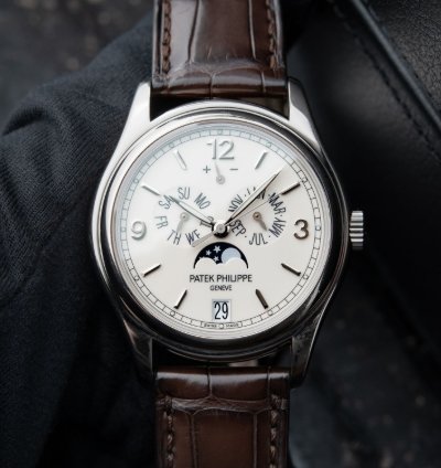 Patek Philippe Annual Calendar 5146g Moon Phase White Gold Ivory Dial 39mm