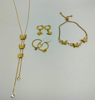 Trendy Butterfly Accessory Set In Anti-rust Titanium Material