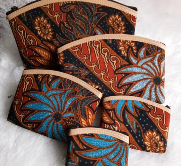 Wallet Goody Bag 5 In 1 Batik