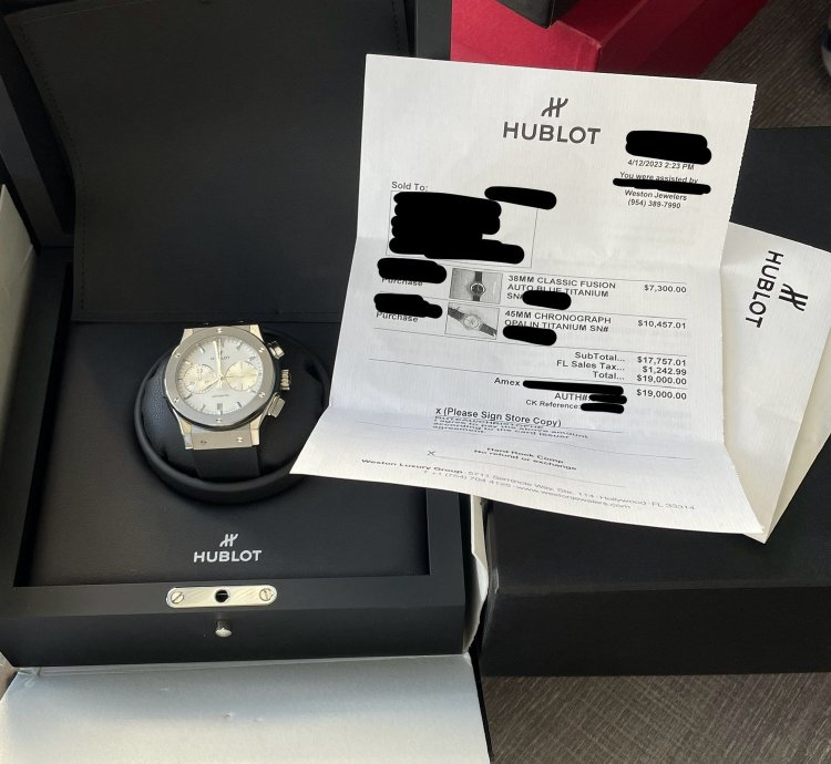 Hublot Classic Fusion Chronograph Opaline 2023 Titanium Rubber Automatic 45mm