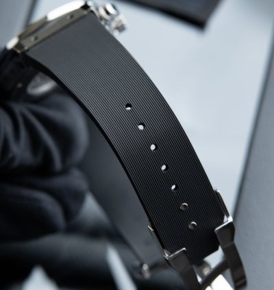 Hublot Classic Fusion Chronograph Opaline 2023 Titanium Rubber Automatic 45mm