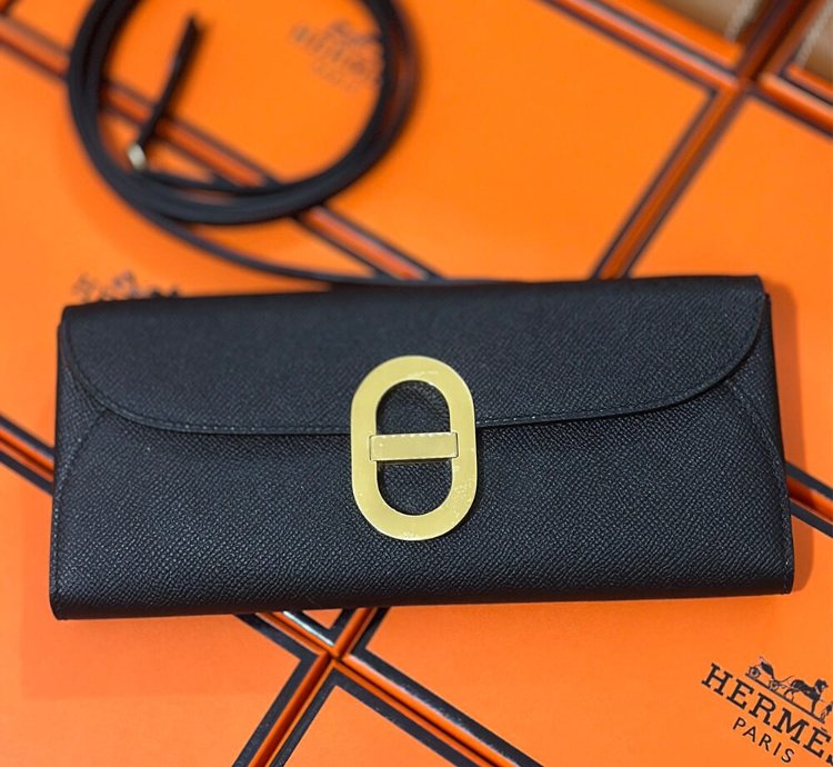 Hermes Maillon To Go Wallet Gold Plated Black