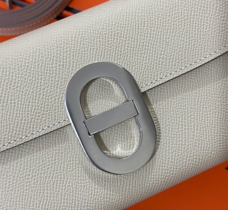 Hermes Maillon To Go Wallet Palladium Plated Cream