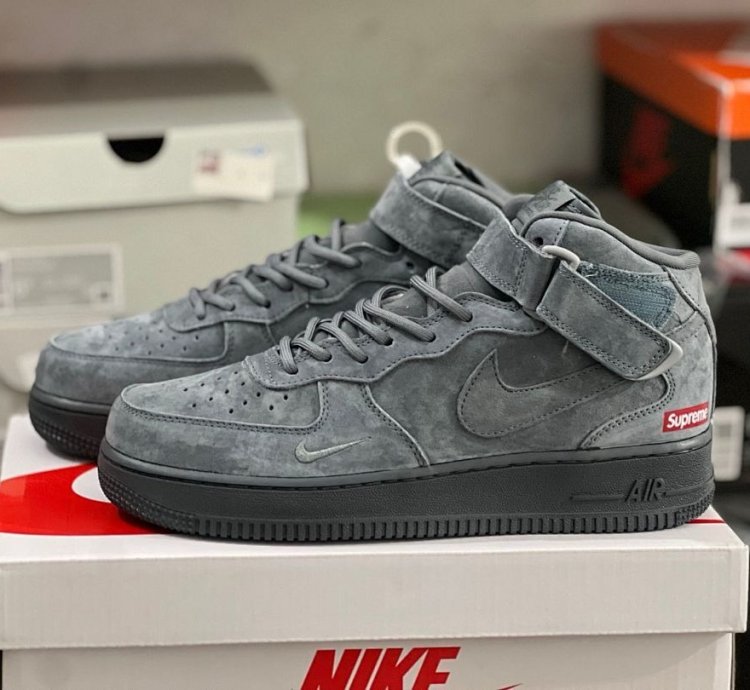 Nike Air Force 1 Mid Supreme Grey