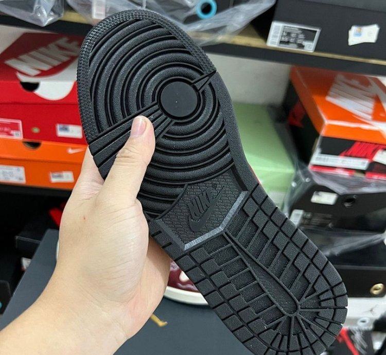 Air Jordan 1 Low Year Of The Snake