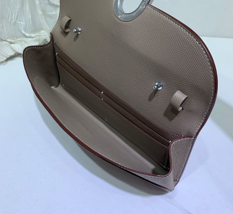Hermes Maillon To Go Wallet Palladium Plated Etoupe