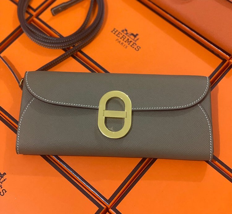 Hermes Maillon To Go Wallet Gold Plated Etoupe