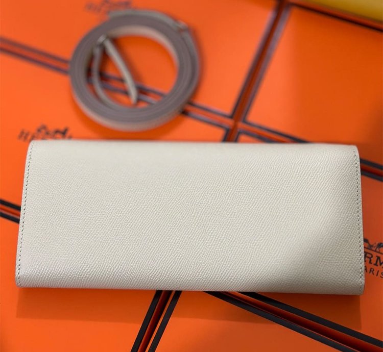 Hermes Maillon To Go Wallet Palladium Plated Cream