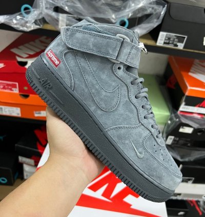Nike Air Force 1 Mid Supreme Grey