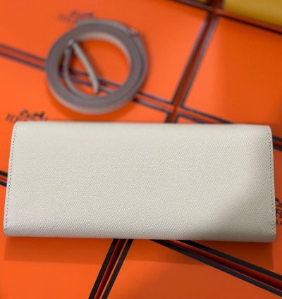 Hermes Maillon To Go Wallet Palladium Plated Cream