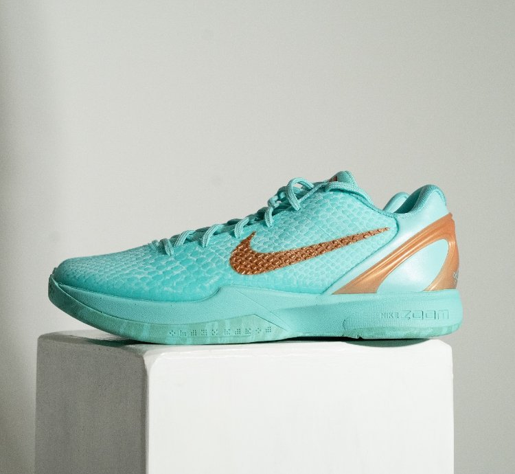 Jalen Brunson X Nike Kobe 6 Protro - Statue Of Liberty