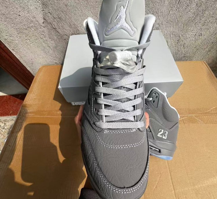Nike Air Jordan 5 Retro Wolf Grey