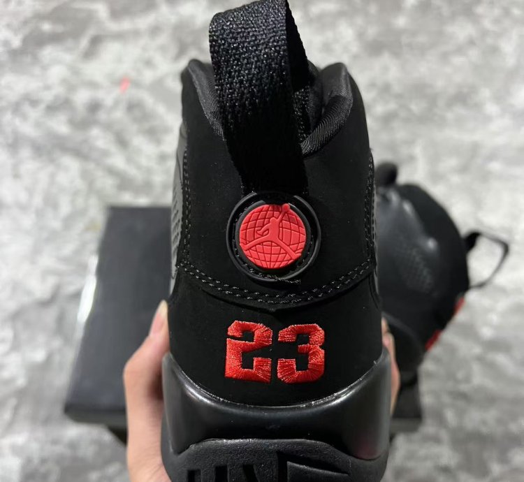 Air Jordan 9 Retro Bred