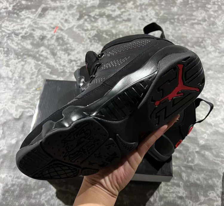 Air Jordan 9 Retro Bred