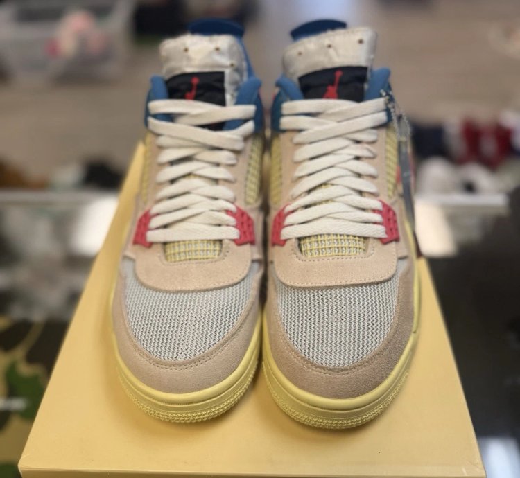 Air Jordan 4 Retro Union Guava Ice