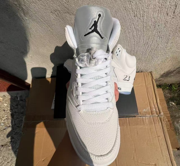 Nike Air Jordan 5 Retro White Metallic