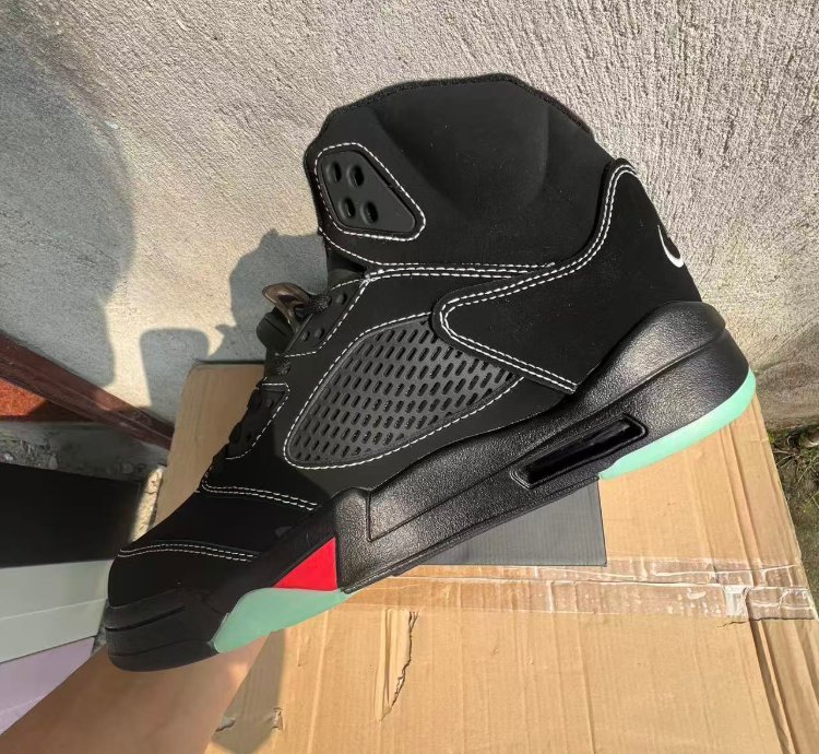 Air Jordan 5 Halloween 2026