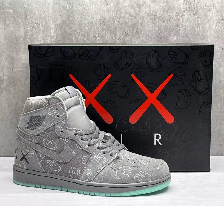 Jordan 1 Retro Kaws Mens Shoes
