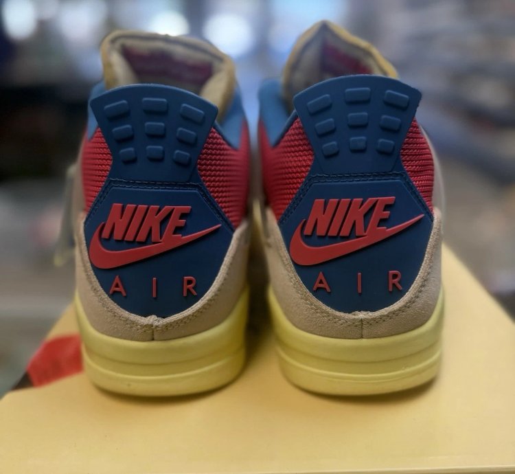 Air Jordan 4 Retro Union Guava Ice