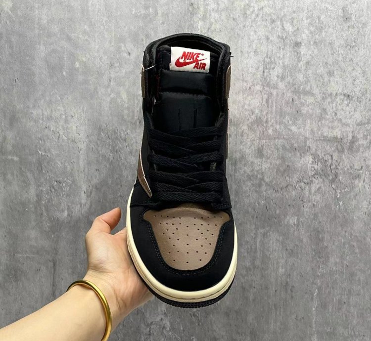 Travis Scott X Air Jordan 1 High Og Black Mocha Mens T-shirt