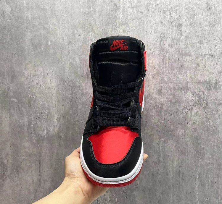 Jordan 1 High Og Satin Bred Mens Shoes