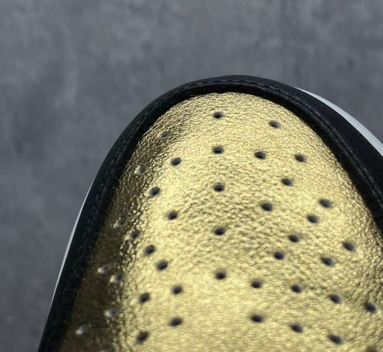 Jordan 1 High Og Metallic Gold Mens Shoes