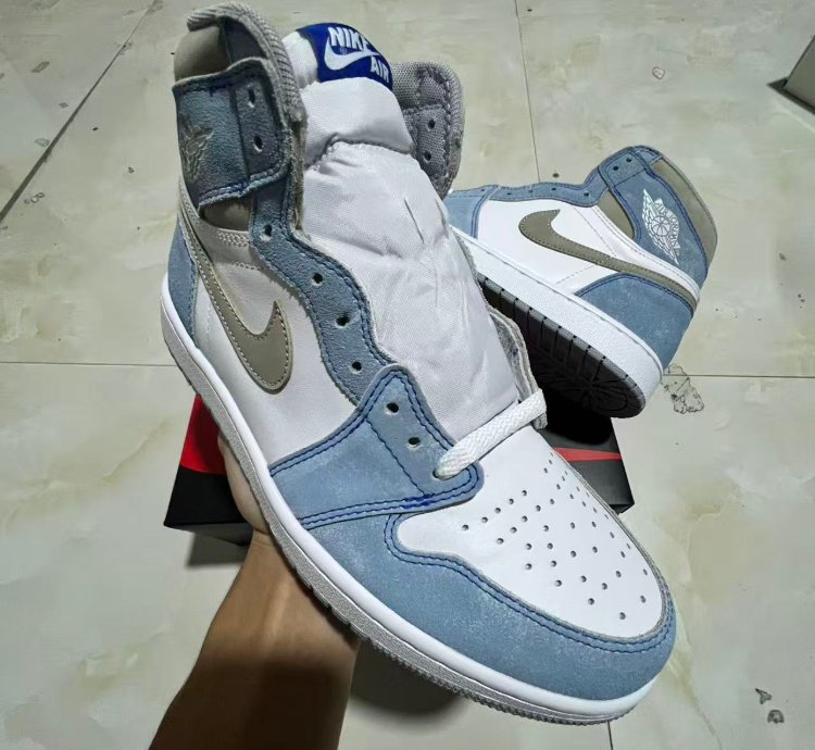 Nike Air Jordan 1 High Og Retro Hyper Royal
