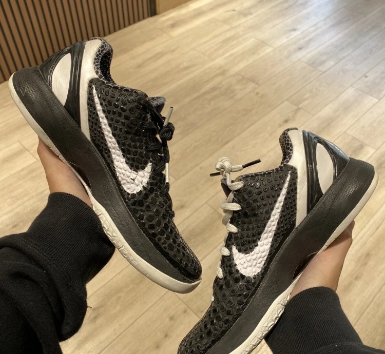Nike Kobe 6 Protro Mambacita Sweet 16