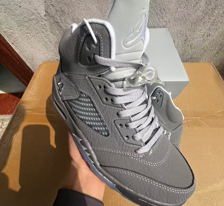 Nike Air Jordan 5 Retro Wolf Grey