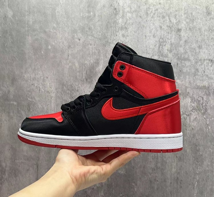 Jordan 1 High Og Satin Bred Mens Shoes