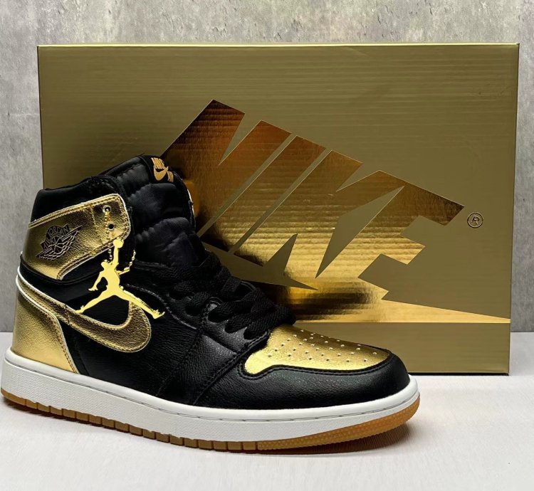 Jordan 1 High Og Metallic Gold Mens Shoes