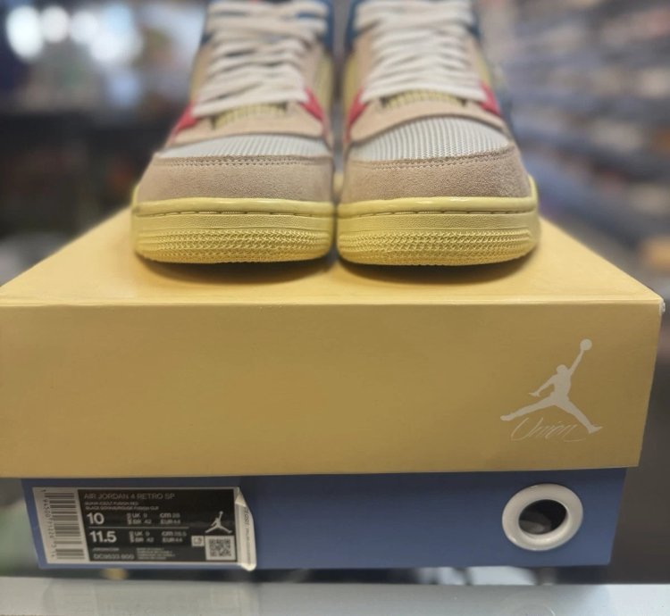 Air Jordan 4 Retro Union Guava Ice