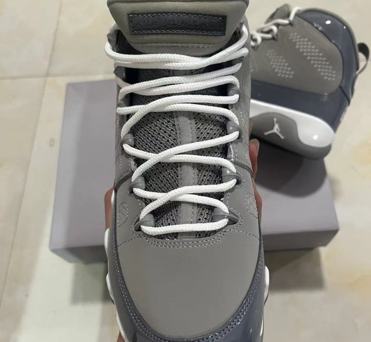 Air Jordan 9 Retro Cool Grey