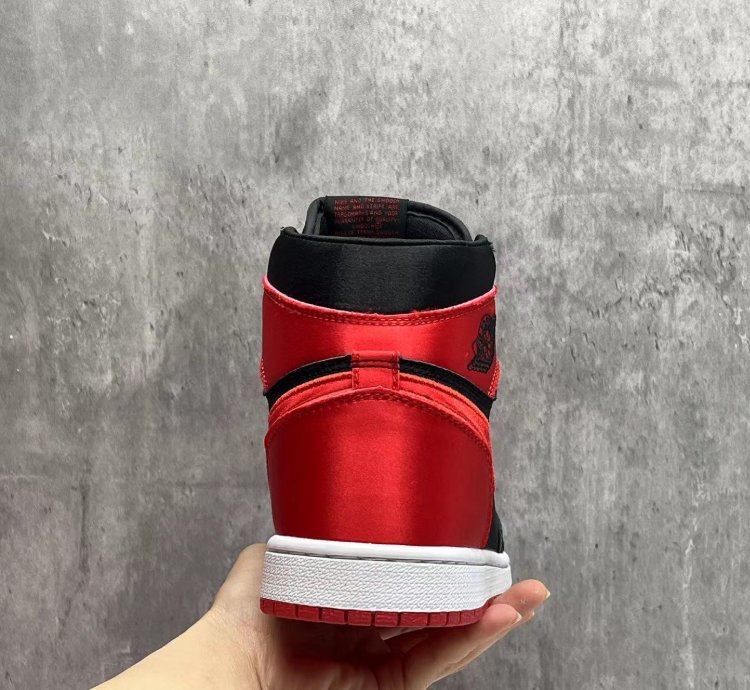 Jordan 1 High Og Satin Bred Mens Shoes