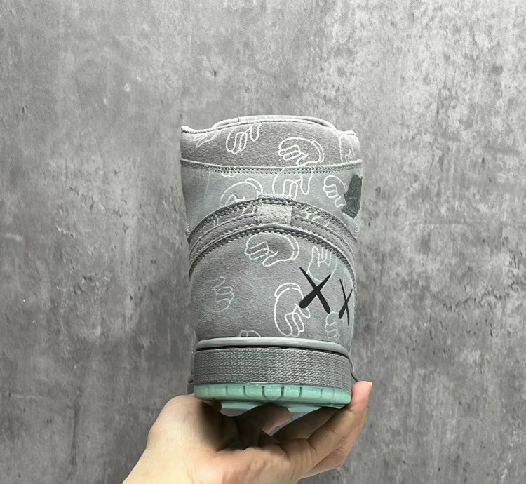 Jordan 1 Retro Kaws Mens Shoes