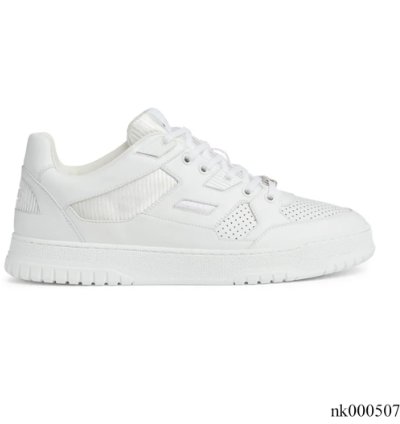 Gg Wmns Jones white Shoes Sneakers
