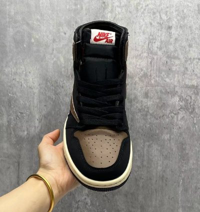 Travis Scott X Air Jordan 1 High Og Black Mocha Mens T-shirt