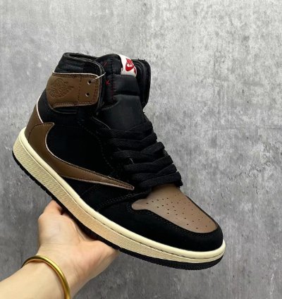 Travis Scott X Air Jordan 1 High Og Black Mocha Mens T-shirt