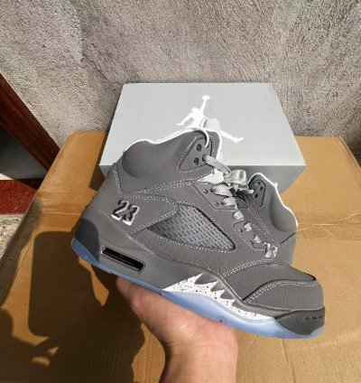 Nike Air Jordan 5 Retro Wolf Grey