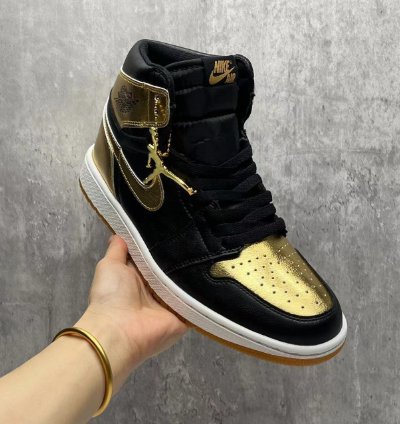 Jordan 1 High Og Metallic Gold Mens Shoes